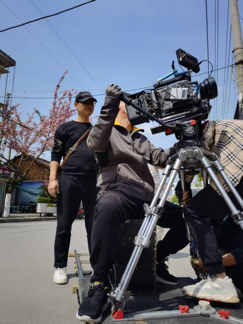 汤阴县广告片拍摄：快消品牌爆款之选，网感内容适配社媒传播！